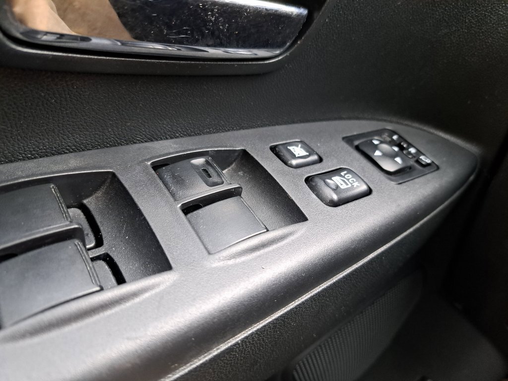 Used 2016 Mitsubishi Outlander Sport SEL image 25