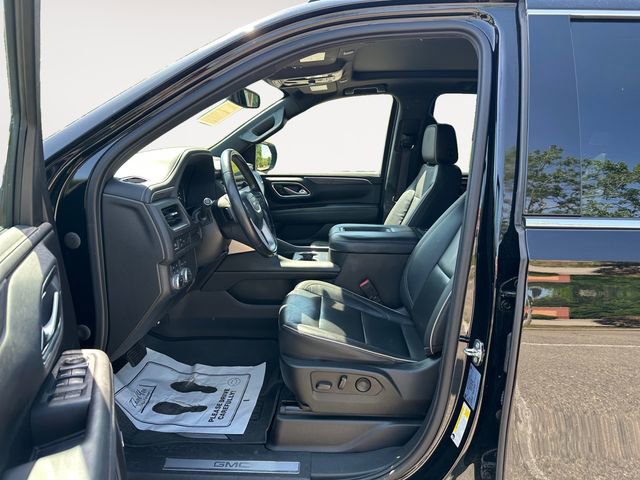 Used 2021 GMC Yukon XL SLT AWD/4WD image 9