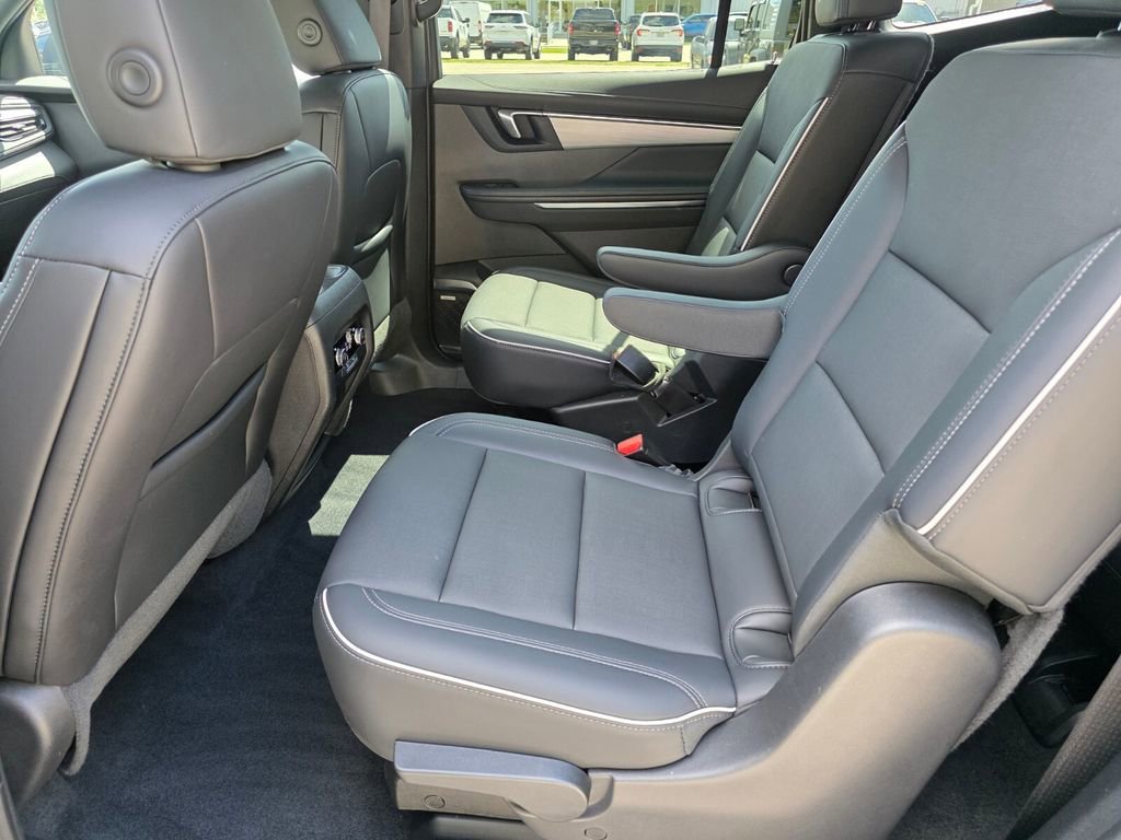 Used 2025 Buick Enclave Preferred image 20