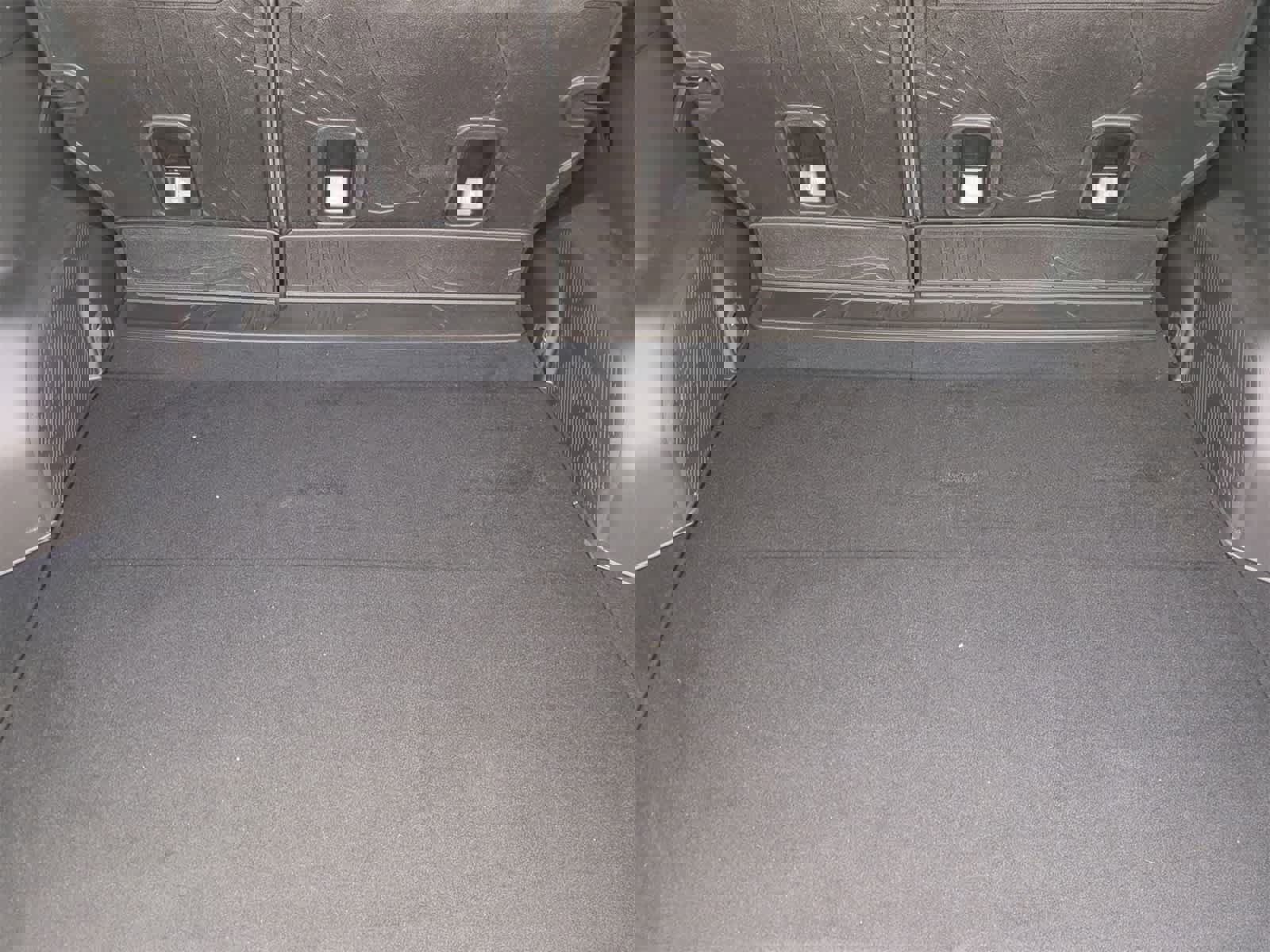 Used 2025 Subaru Forester image 32