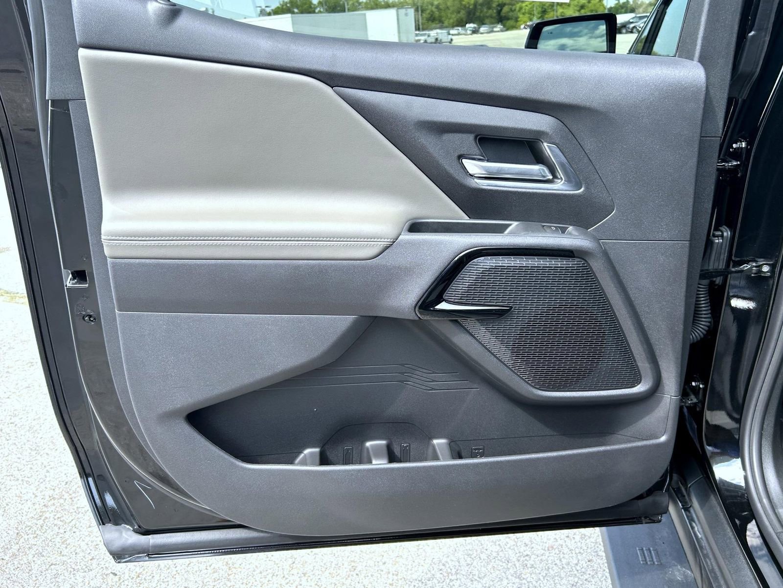 New 2026 Chevrolet Silverado EV Trail Boss w/ Premium Package image 17