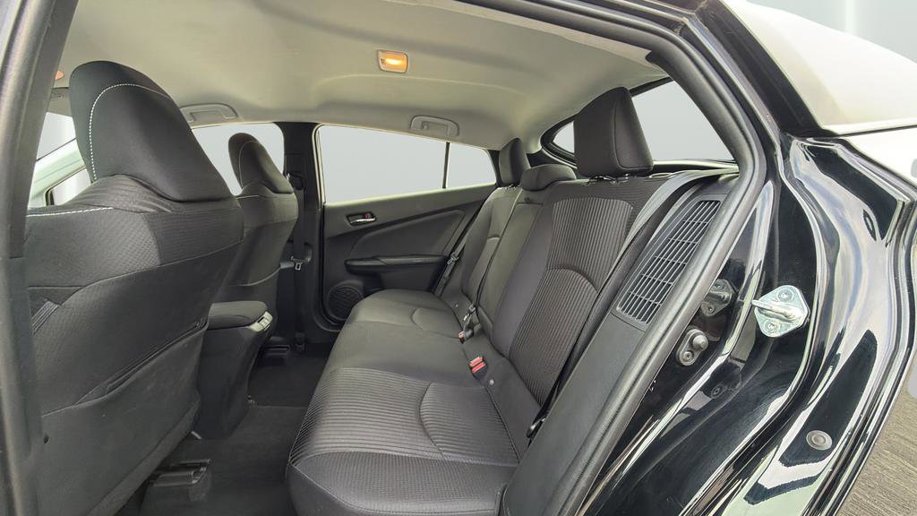 Used 2021 Toyota Prius Prime LE image 25