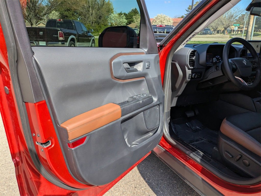 Used 2024 Ford Bronco Sport Outer Banks image 11