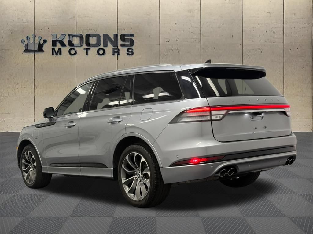 Certified 2023 Lincoln Aviator Grand Touring w/ Equipment Group 301A AWD/4WD image 6