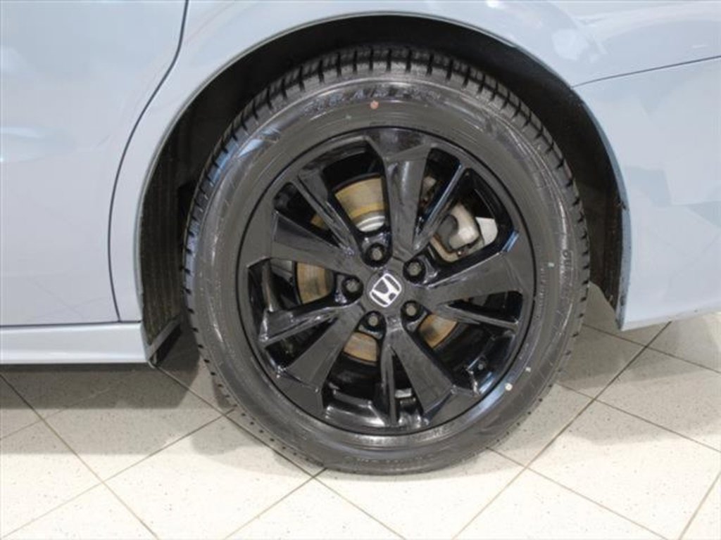 Certified 2023 Honda Odyssey Sport image 9