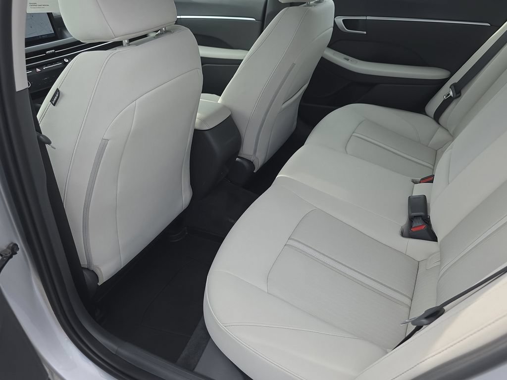 Certified 2025 Hyundai Sonata SEL FWD image 30