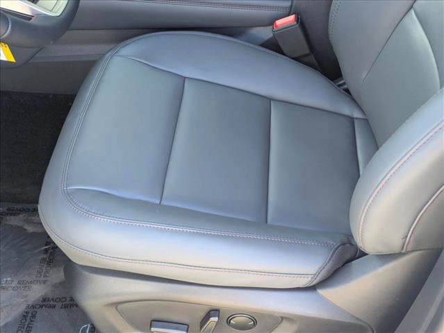New 2026 Ford Explorer Active w/ Active Comfort Package image 4