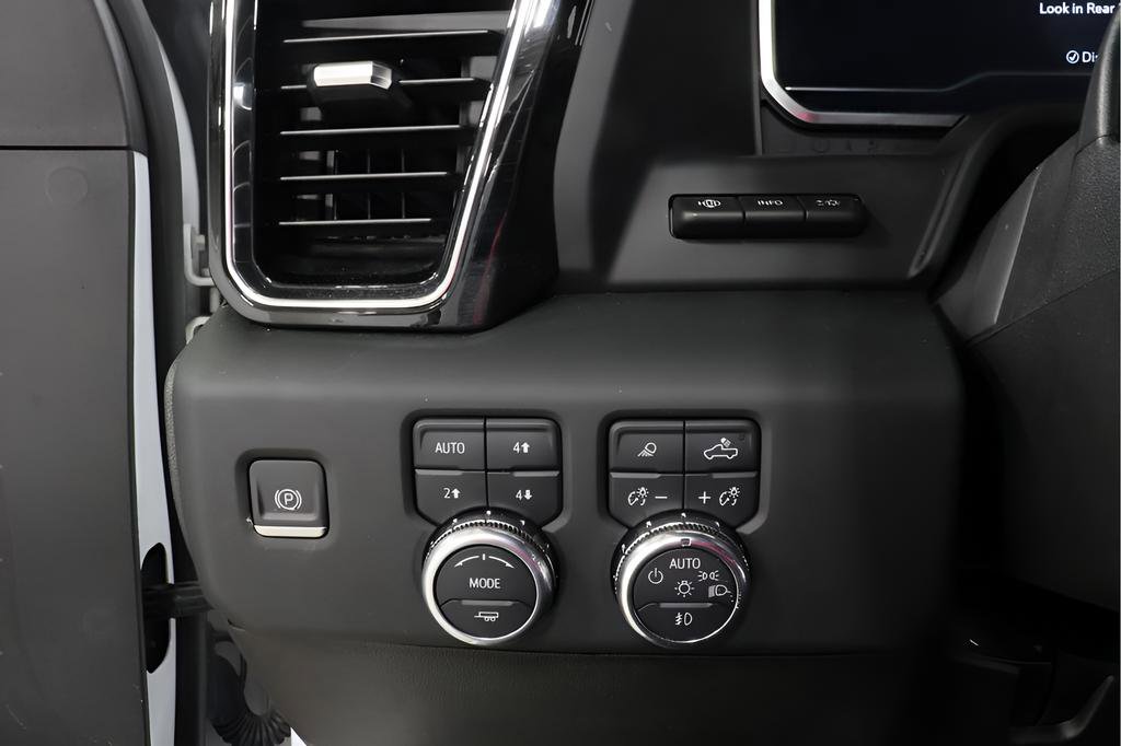 Used 2024 GMC Sierra 2500 Denali Ultimate image 19