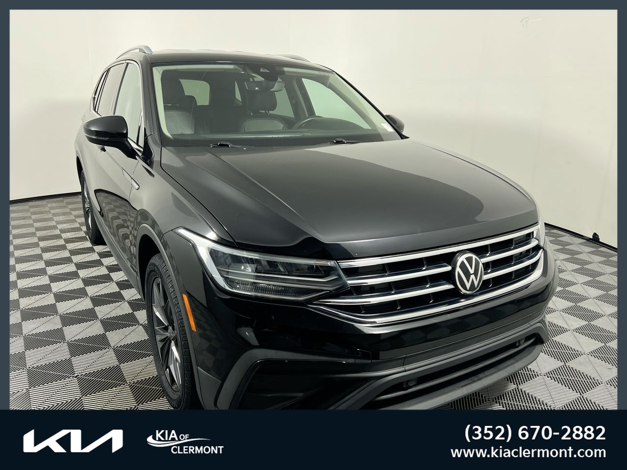 Used 2022 Volkswagen Tiguan SE