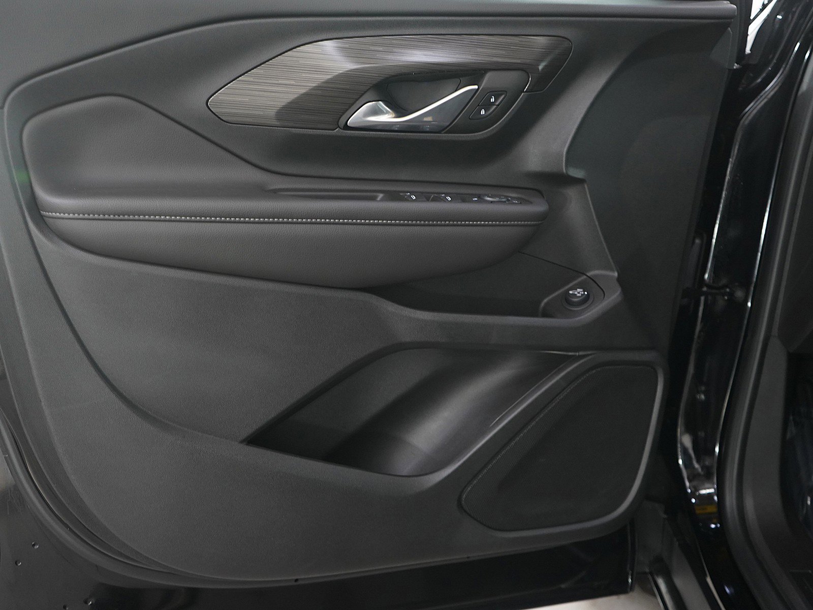 Used 2022 GMC Terrain SLE w/ Driver Convenience Package image 18