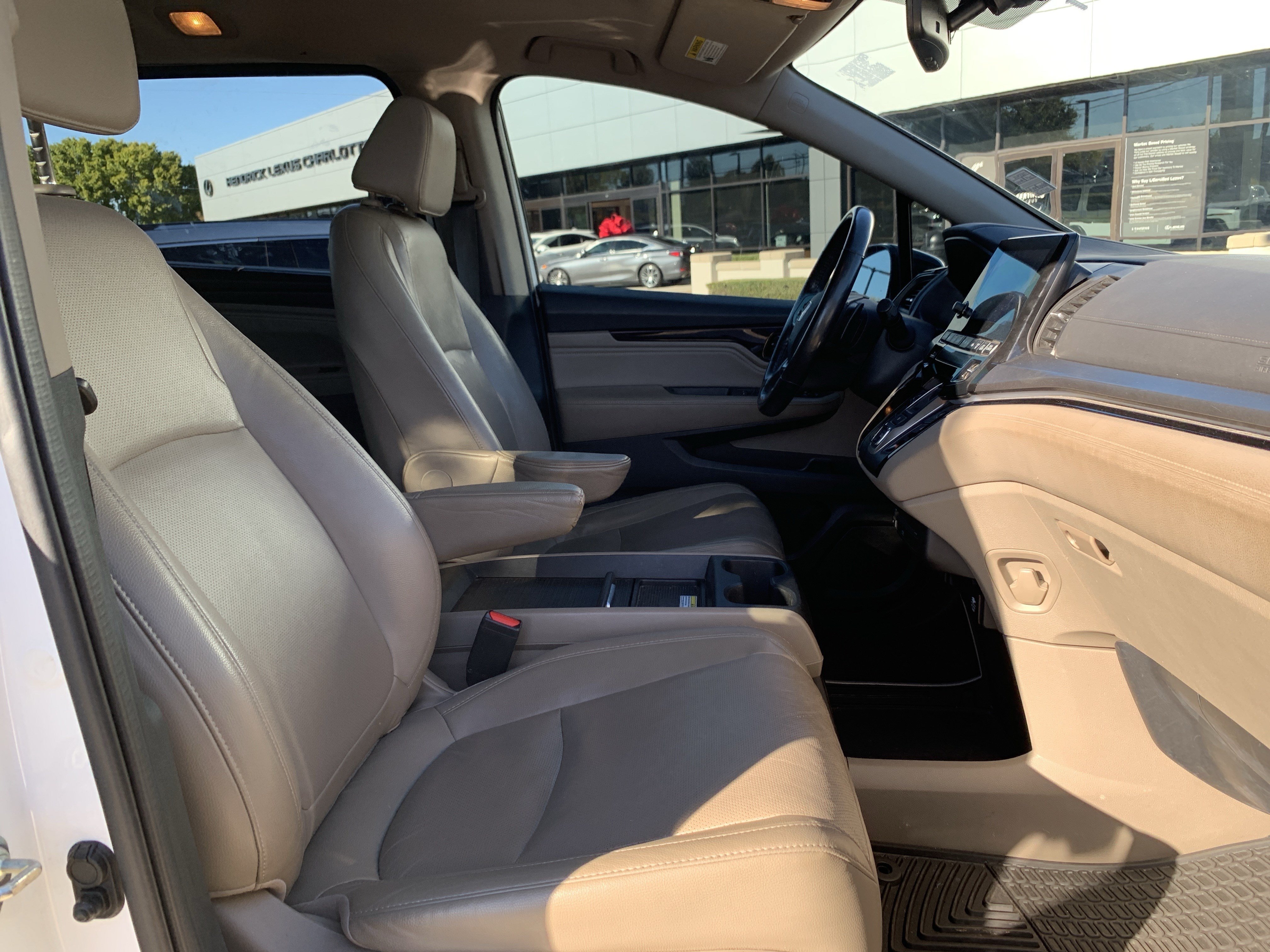 Used 2019 Honda Odyssey Elite image 35