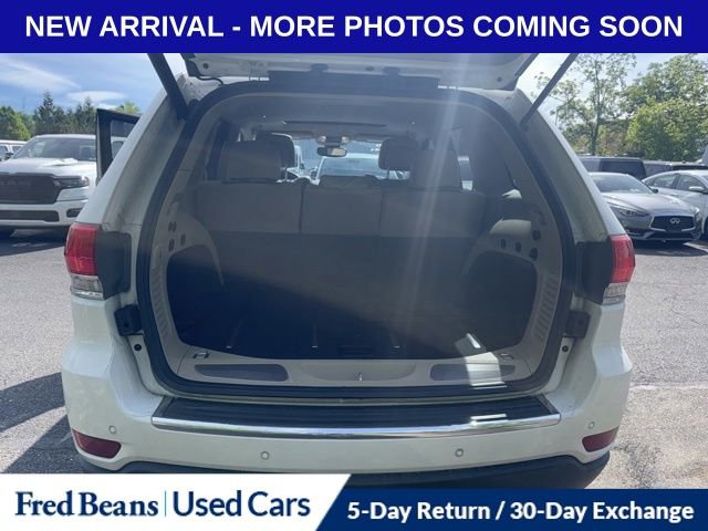 Used 2017 Jeep Grand Cherokee Limited AWD/4WD image 12