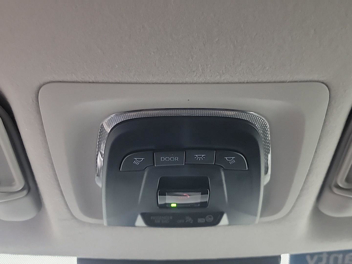 Used 2024 Toyota Corolla Cross LE w/ Black Badges Package (TMS) image 21