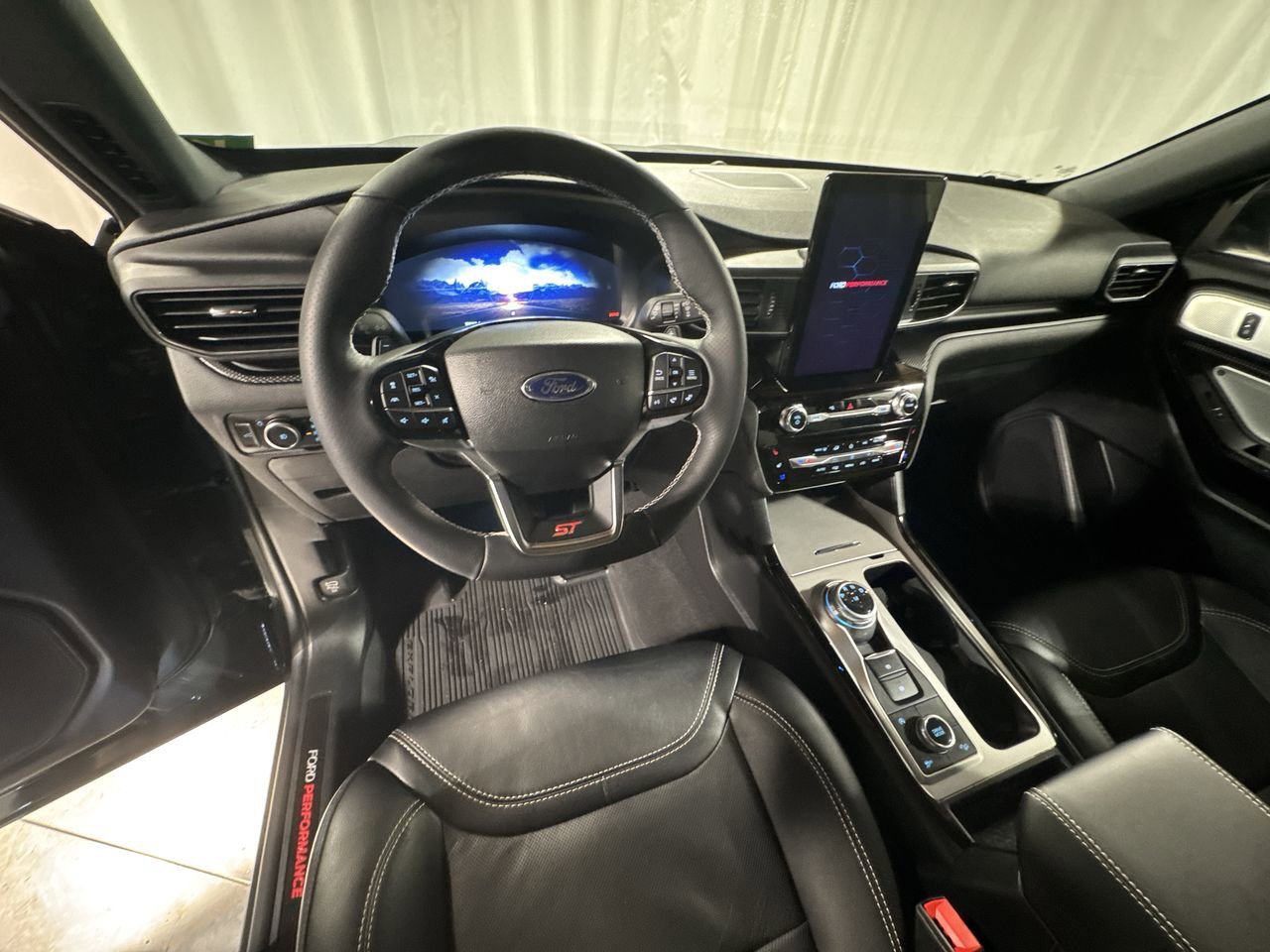 Used 2023 Ford Explorer ST w/ Equipment Group 401A image 16