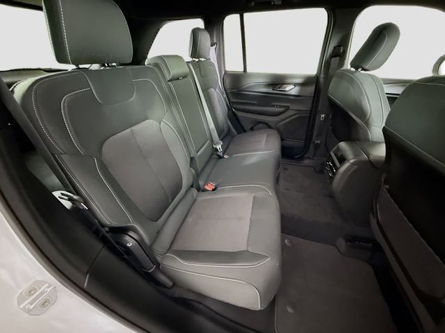 New 2026 Jeep Grand Cherokee Laredo X AWD/4WD image 25