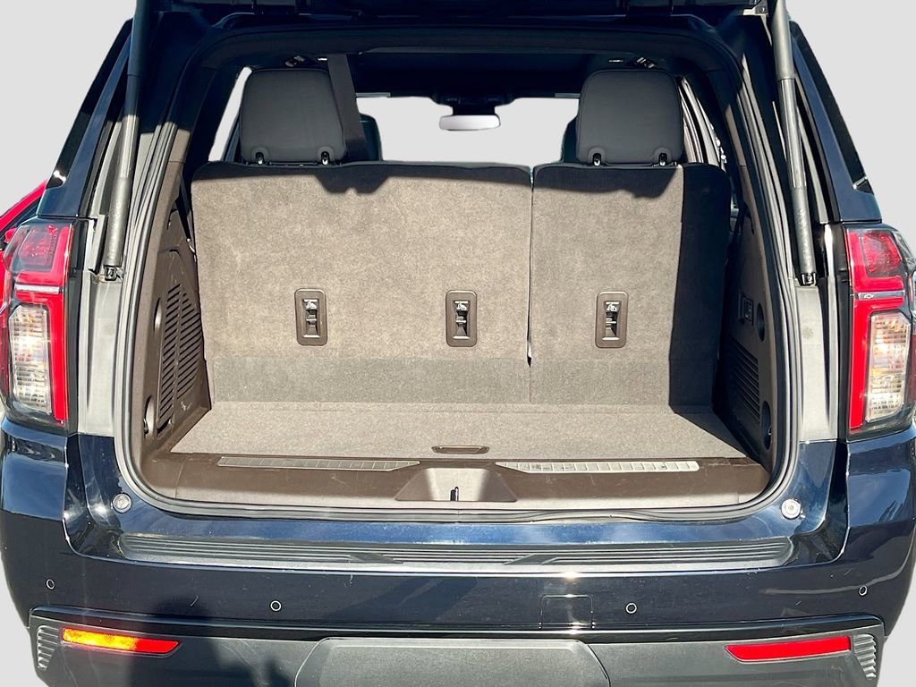 Used 2024 Chevrolet Tahoe Z71 w/ Luxury Package image 28