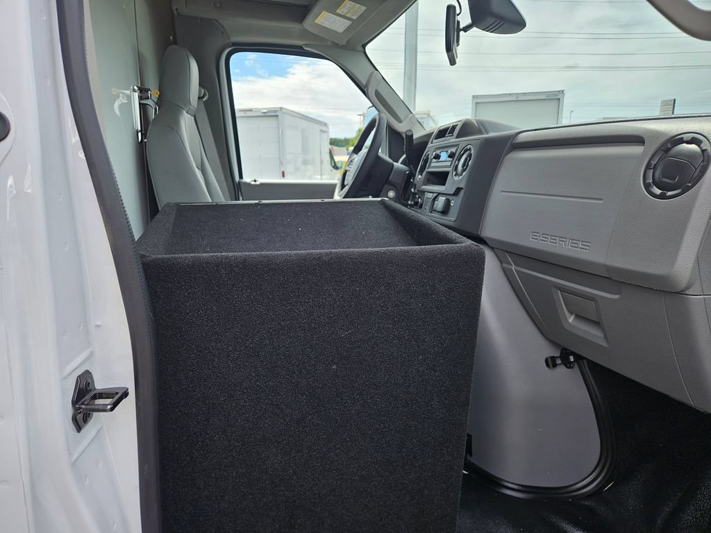 New 2026 Ford E-450 and Econoline 450 Super Duty w/ Shuttle Bus Prep Package RWD image 22