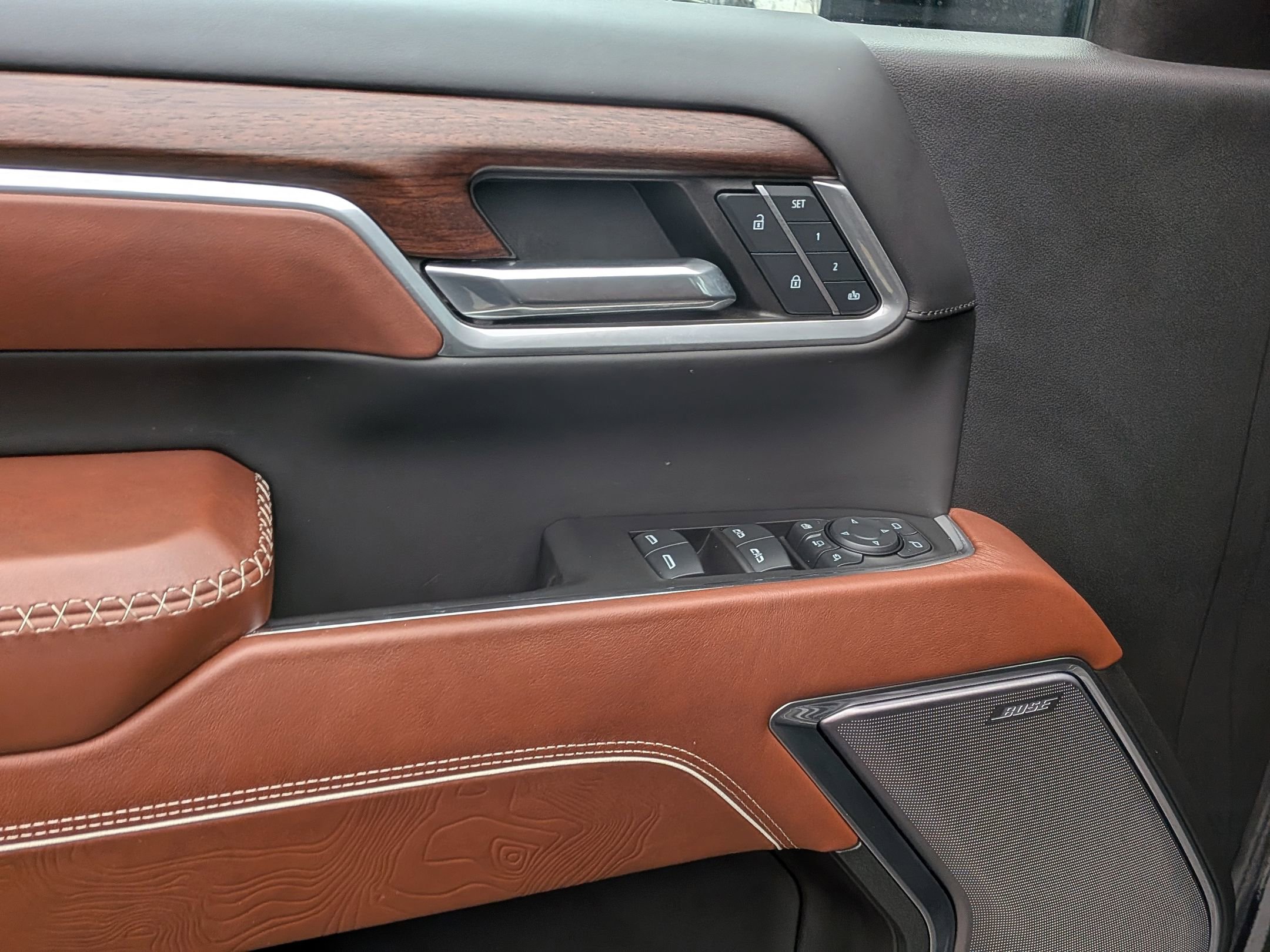 Certified 2024 GMC Sierra 2500 Denali Ultimate image 15