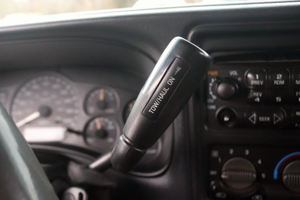 Used 2001 Chevrolet Silverado 2500 LS w/ Off-Road Skid Plate Pkg image 19