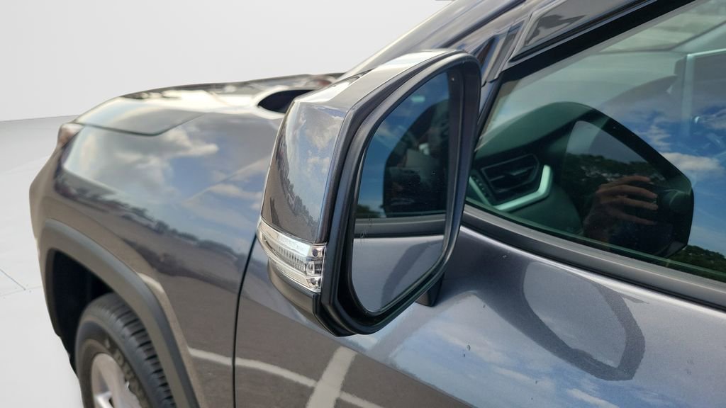 Certified 2025 Toyota RAV4 XLE w/ Convenience Package FWD image 25