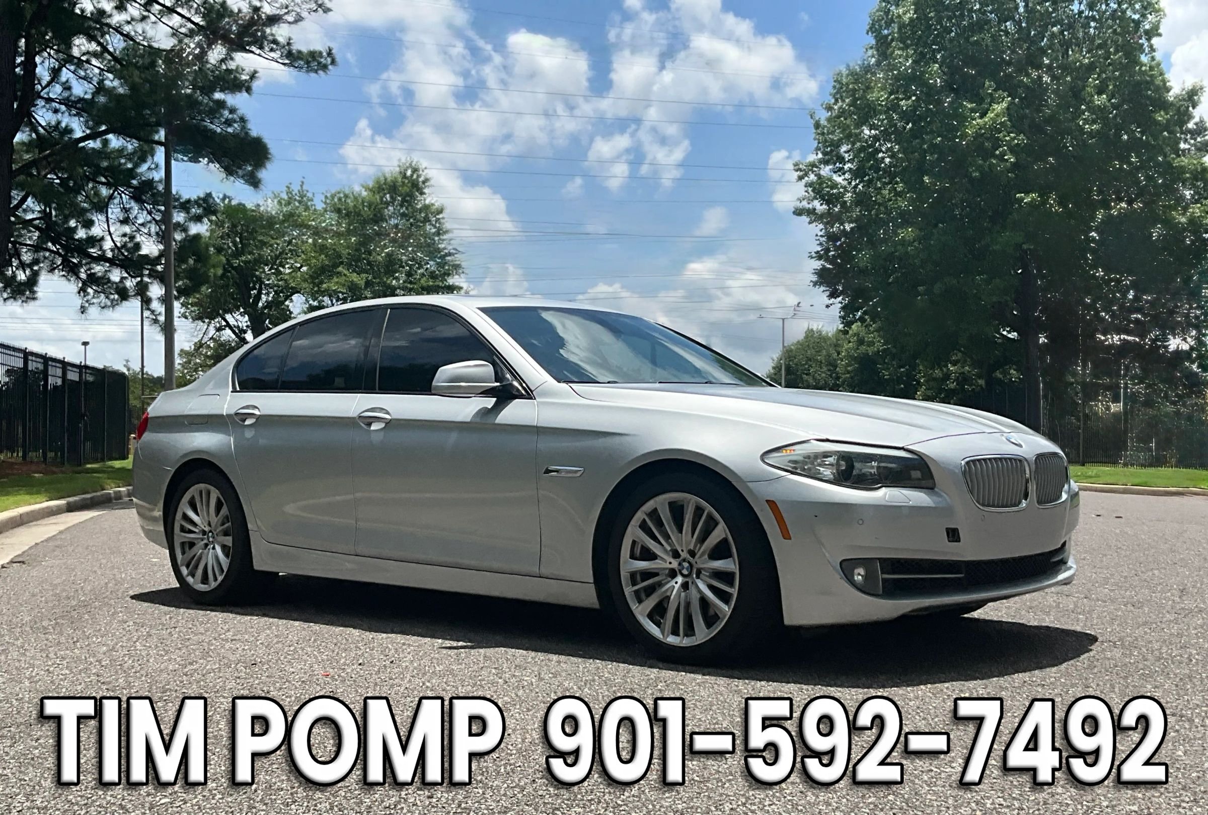 Used 2011 BMW 550i Sedan RWD image 4