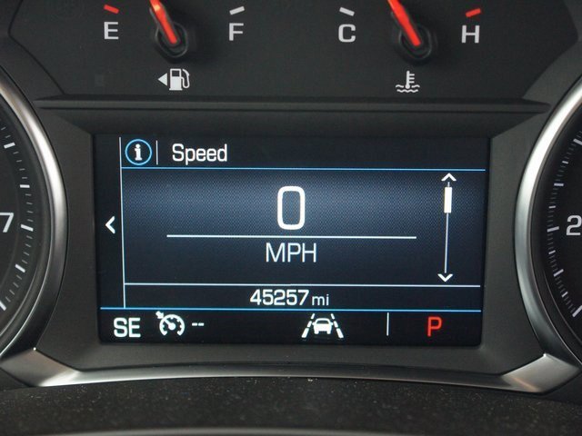 Used 2024 GMC Terrain SLE image 4