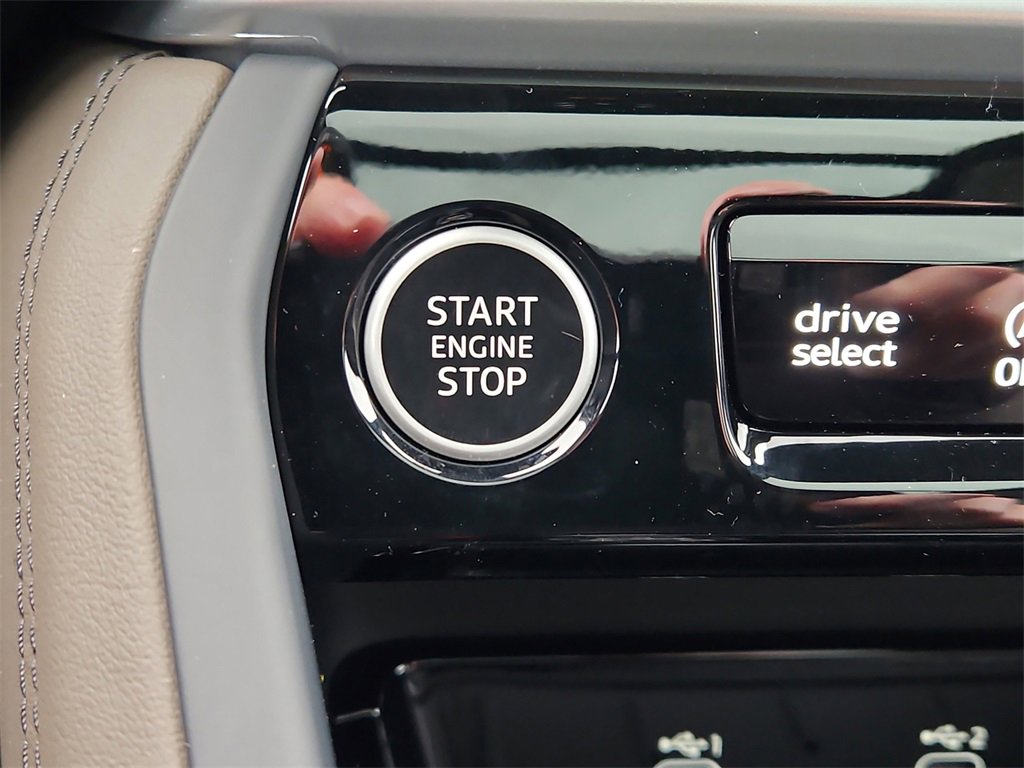 New 2025 Audi Q5 Premium Plus image 18