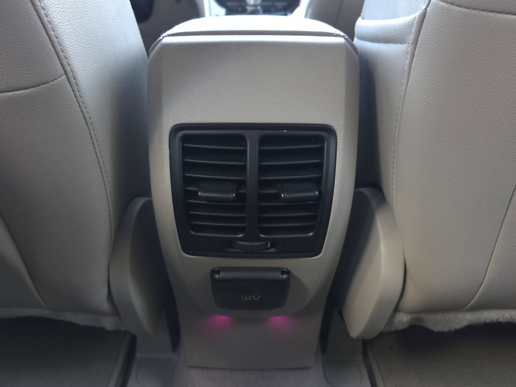 Used 2014 Ford C-MAX SEL w/ Equipment Group 302A FWD image 25