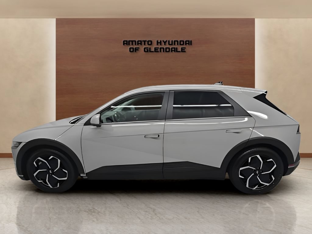 Certified 2023 Hyundai Ioniq 5 SE RWD image 3
