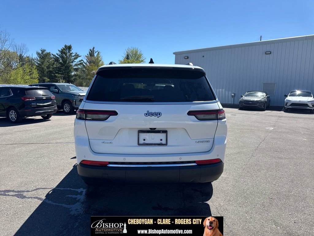 Used 2023 Jeep Grand Cherokee L Limited AWD/4WD image 14