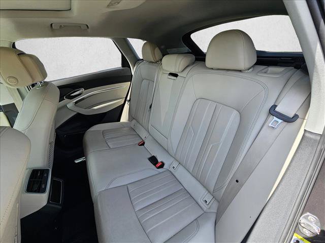 Certified 2024 Audi Q8 e-tron Premium Plus AWD/4WD image 9