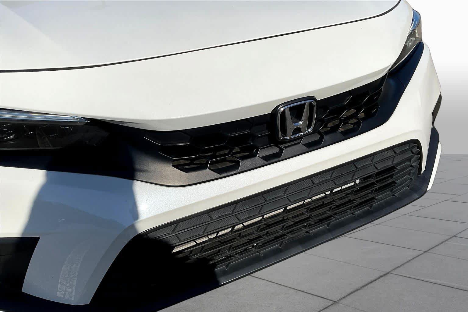Used 2023 Honda Civic EX-L image 30