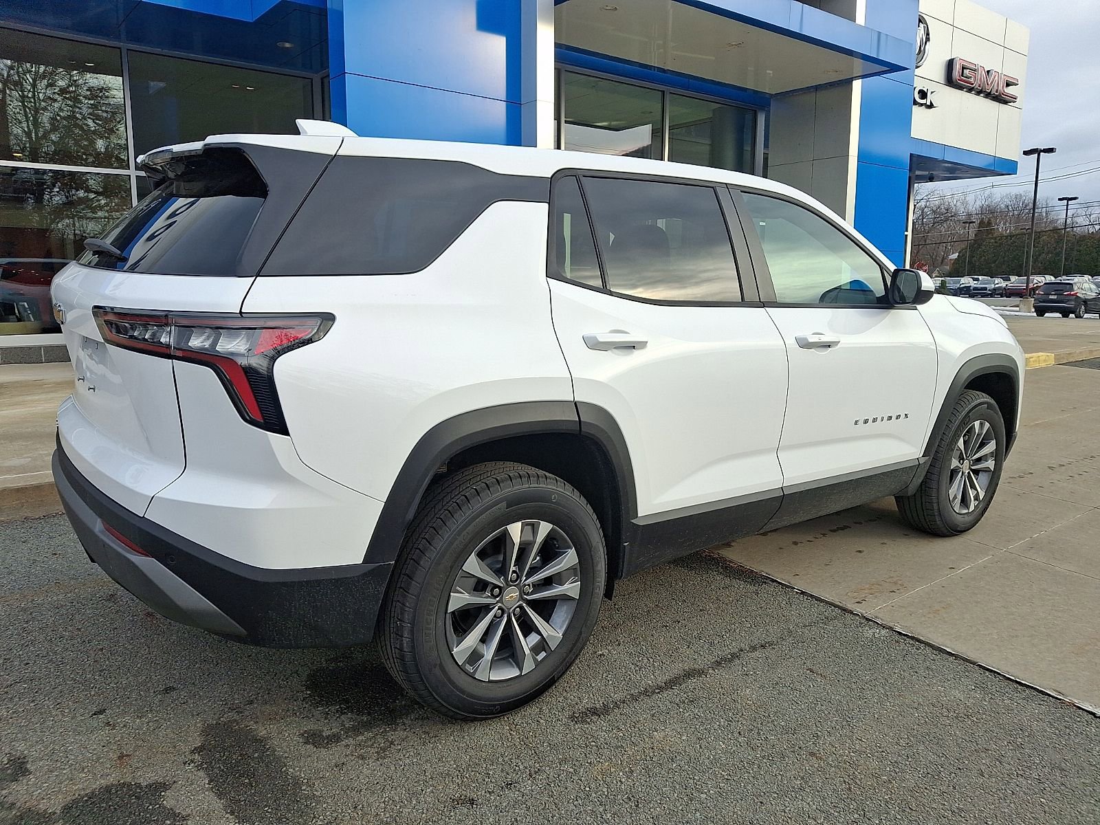 New 2026 Chevrolet Equinox LT w/ Convenience Package II image 6