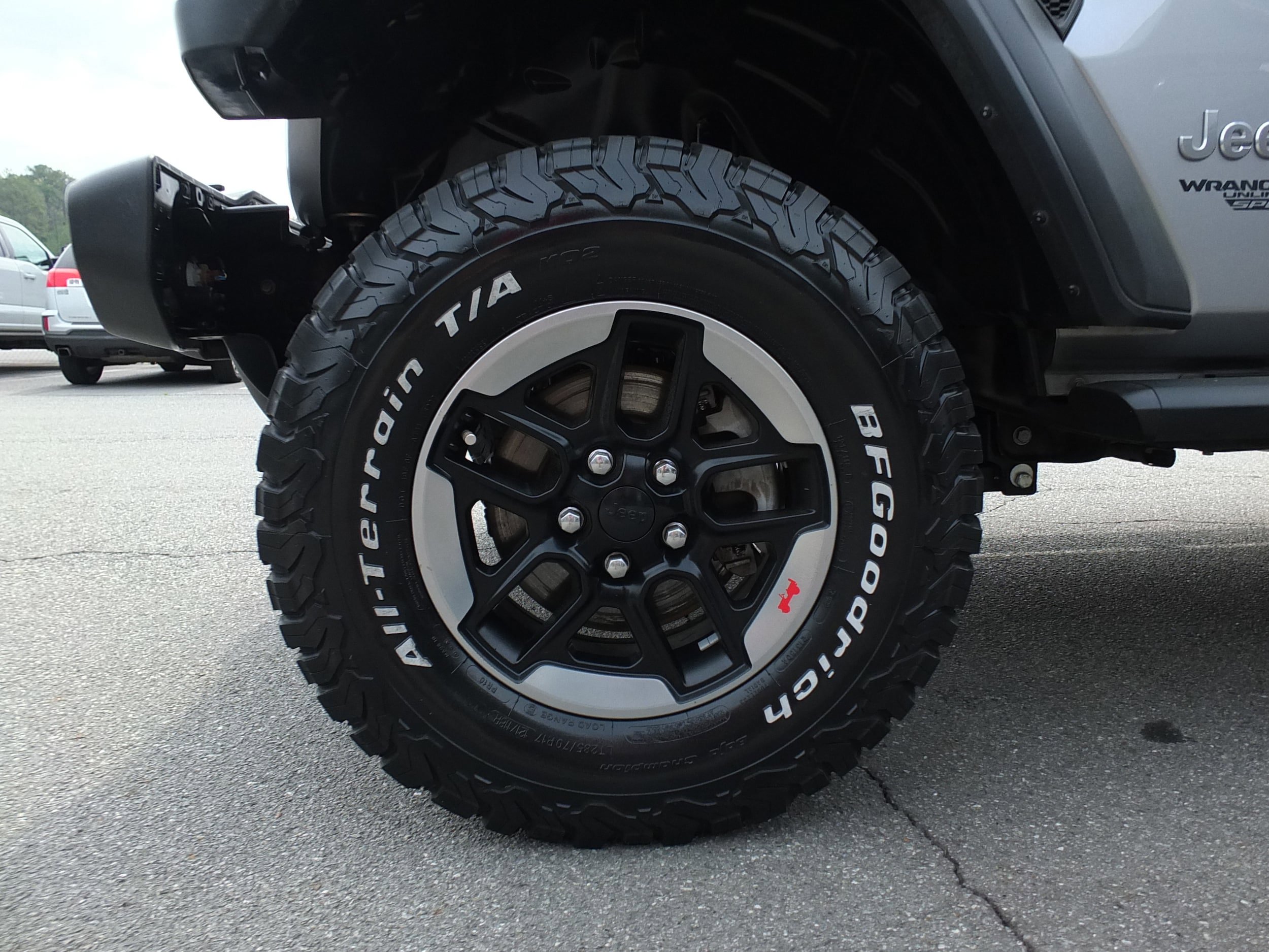 Used 2018 Jeep Wrangler Unlimited Sport S AWD/4WD image 9
