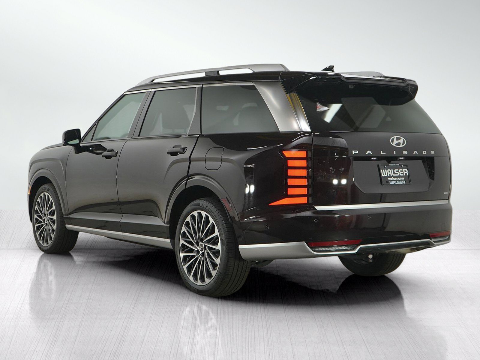 Used 2026 Hyundai Palisade Calligraphy AWD/4WD image 3