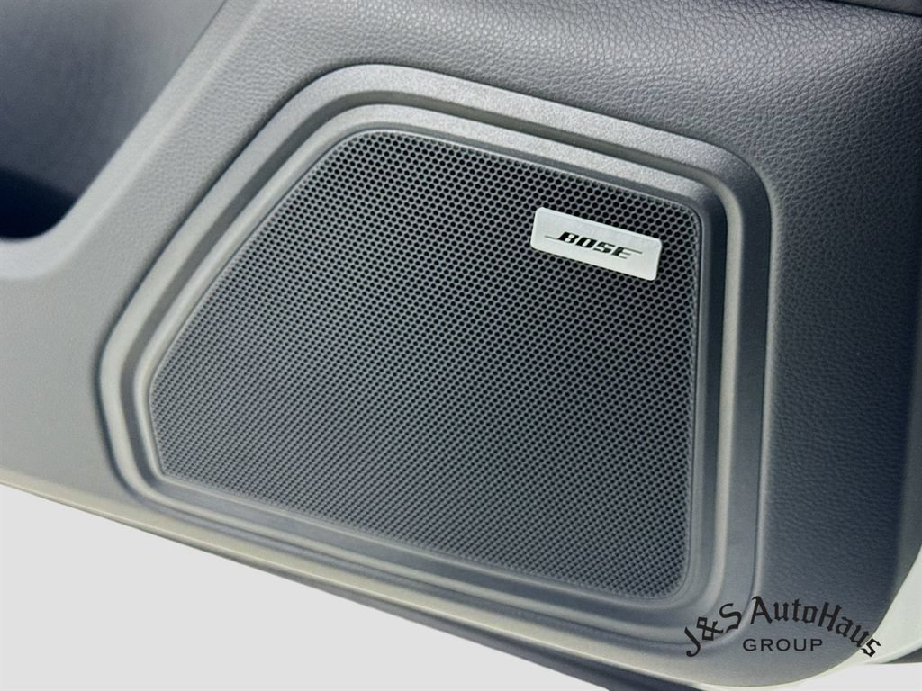 Used 2025 Porsche Macan GTS AWD/4WD image 25