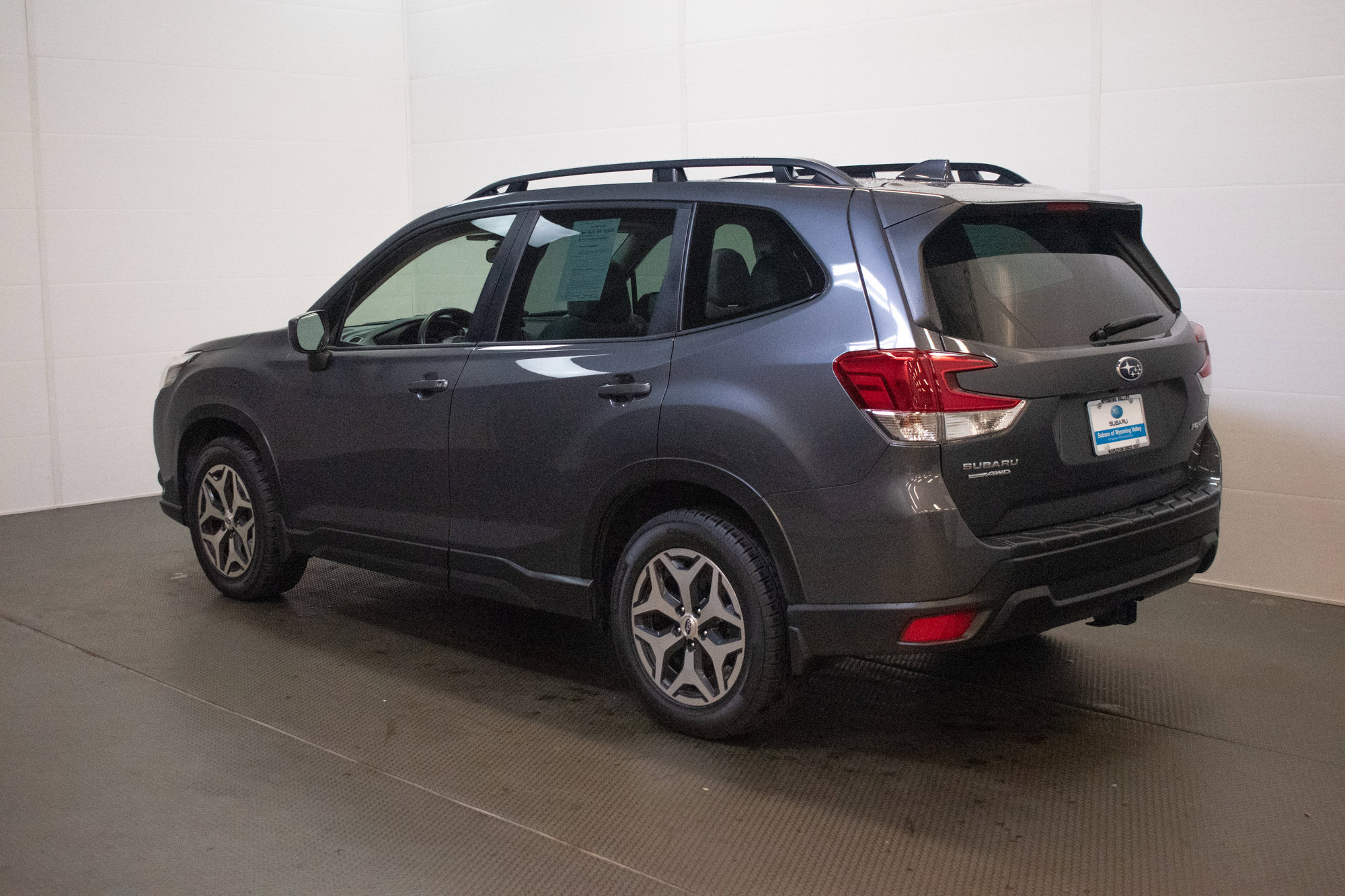 Certified 2023 Subaru Forester Premium AWD/4WD image 6