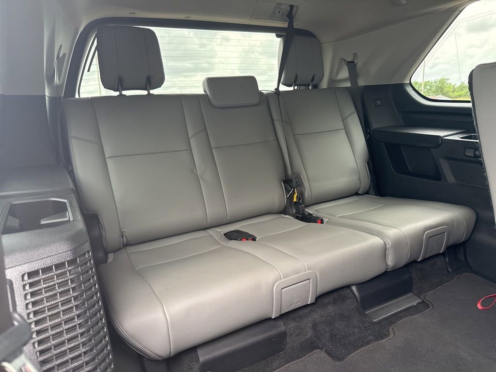 Used 2024 Toyota Sequoia SR5 w/ SR5 Premium Package AWD/4WD image 30