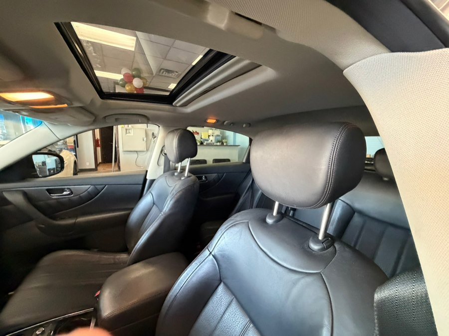 Used 2016 INFINITI QX70 2WD w/ Premium Package image 22