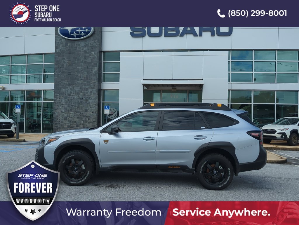 Used 2025 Subaru Outback Wilderness AWD/4WD image 4