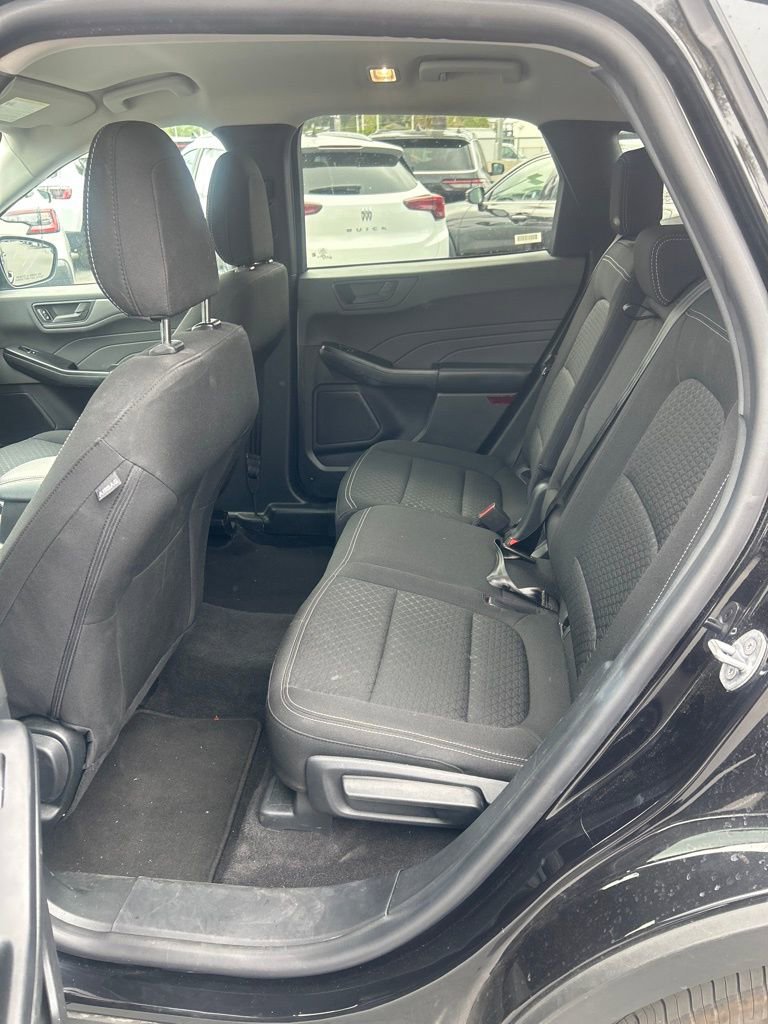 Used 2025 Ford Escape Active image 12