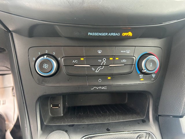 Used 2018 Ford Focus ST FWD image 17