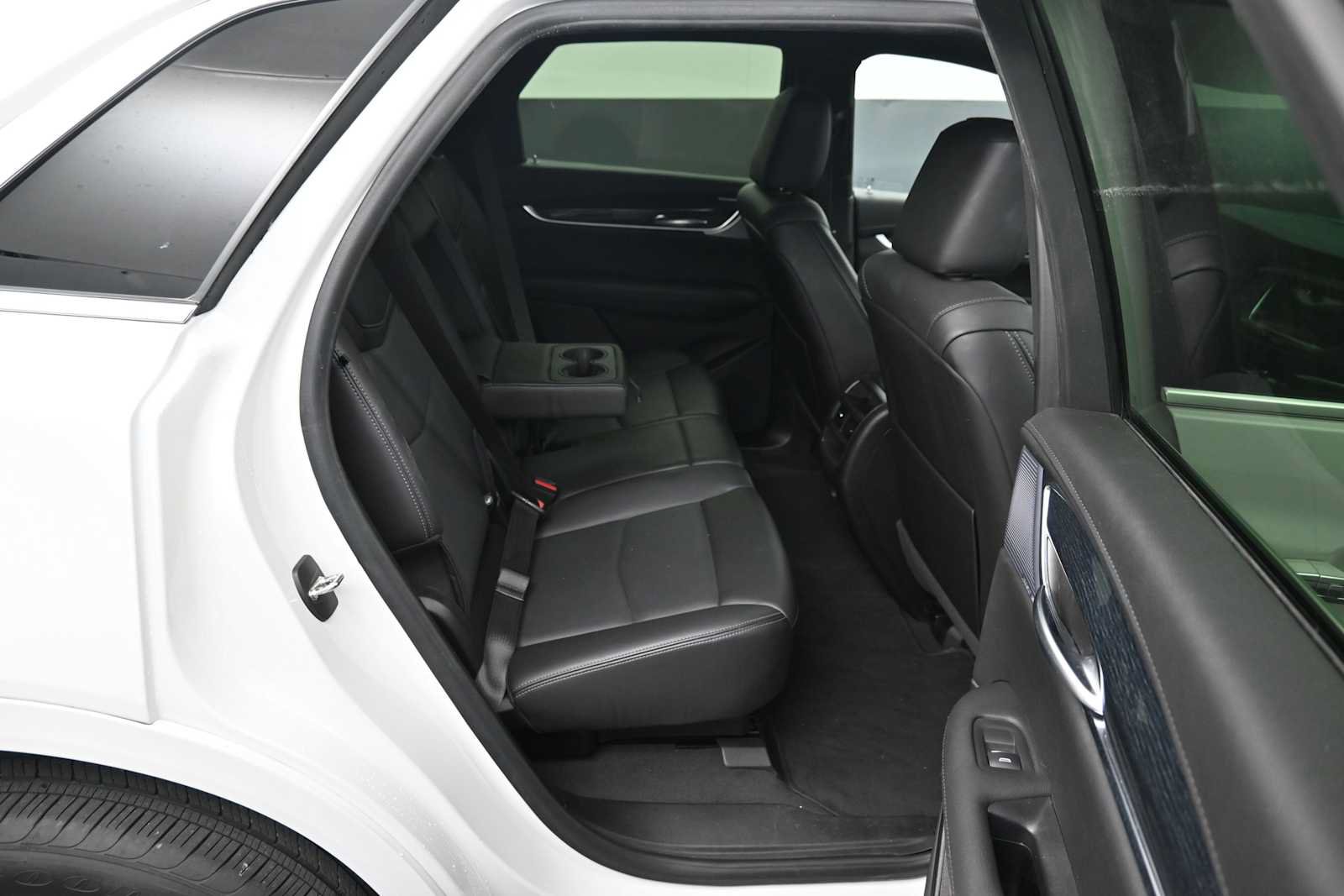 Used 2024 Cadillac XT5 Premium Luxury FWD image 11