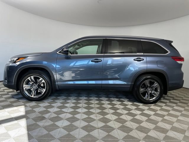 Used 2019 Toyota Highlander Limited Platinum AWD/4WD image 4