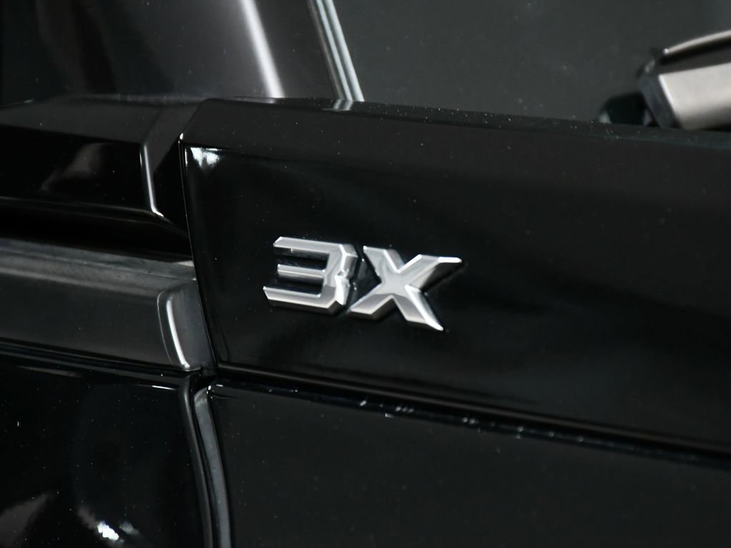 Used 2024 GMC Hummer EV 3X image 98