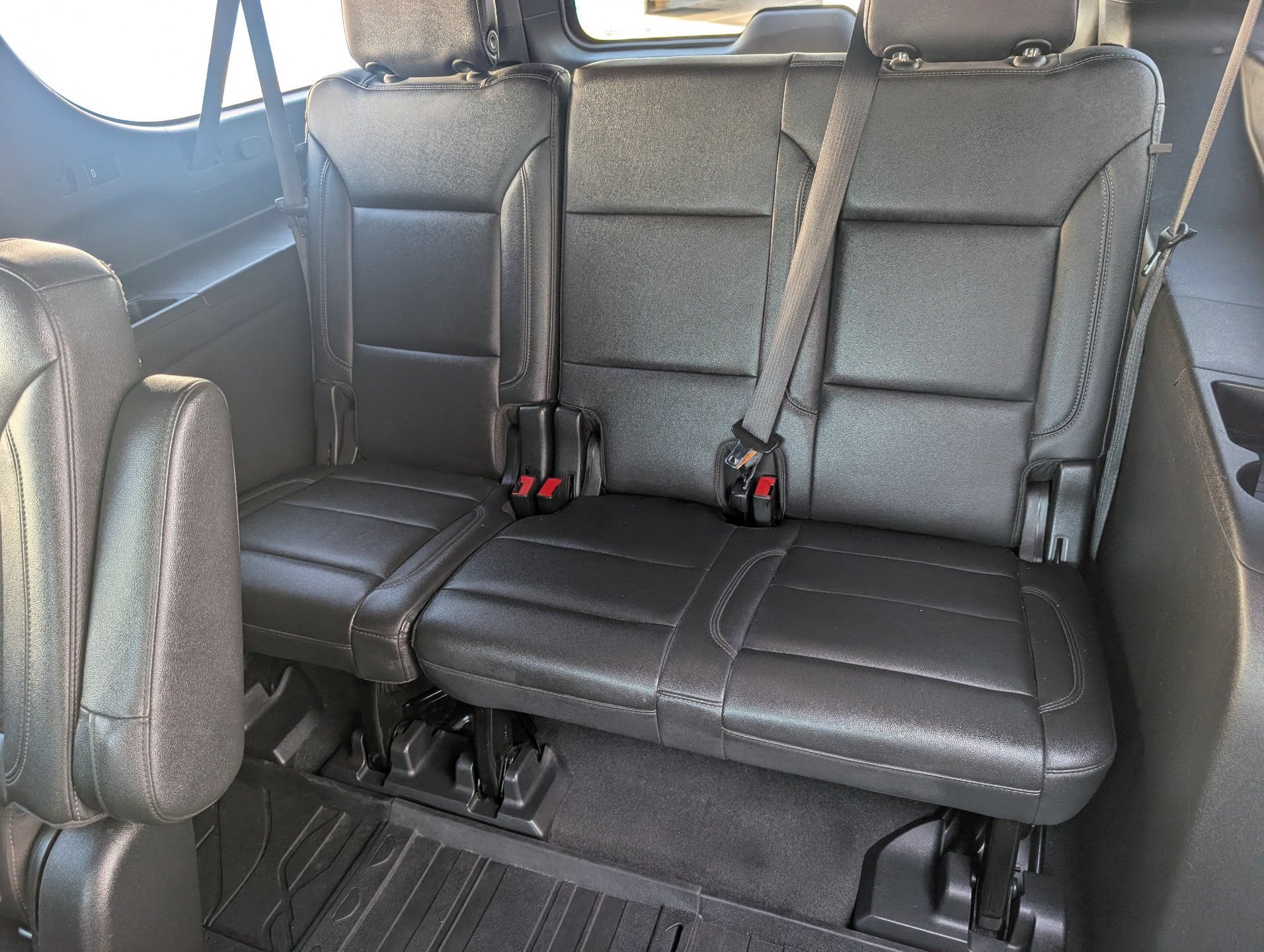 Certified 2021 Chevrolet Suburban Z71 w/ Rear Media and Nav Package AWD/4WD image 16
