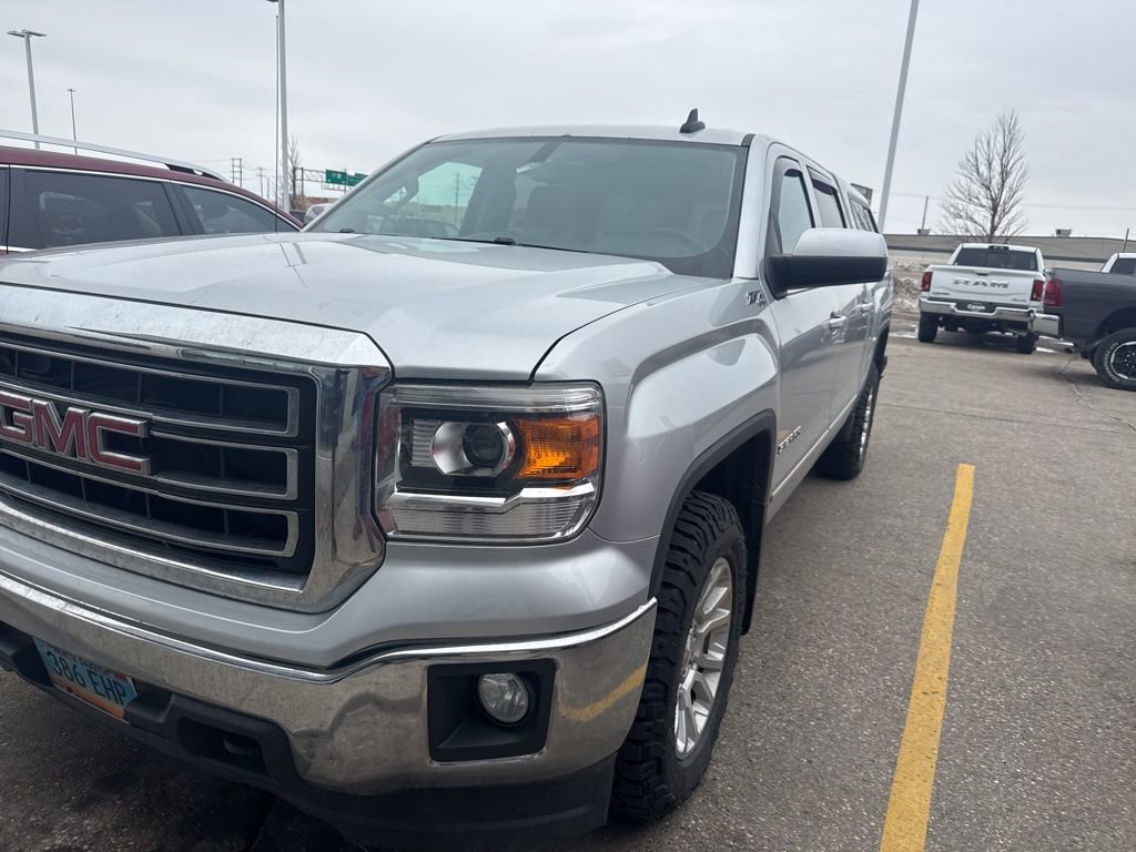 Used 2015 GMC Sierra 1500 SLE w/ SLE Value Package image 3