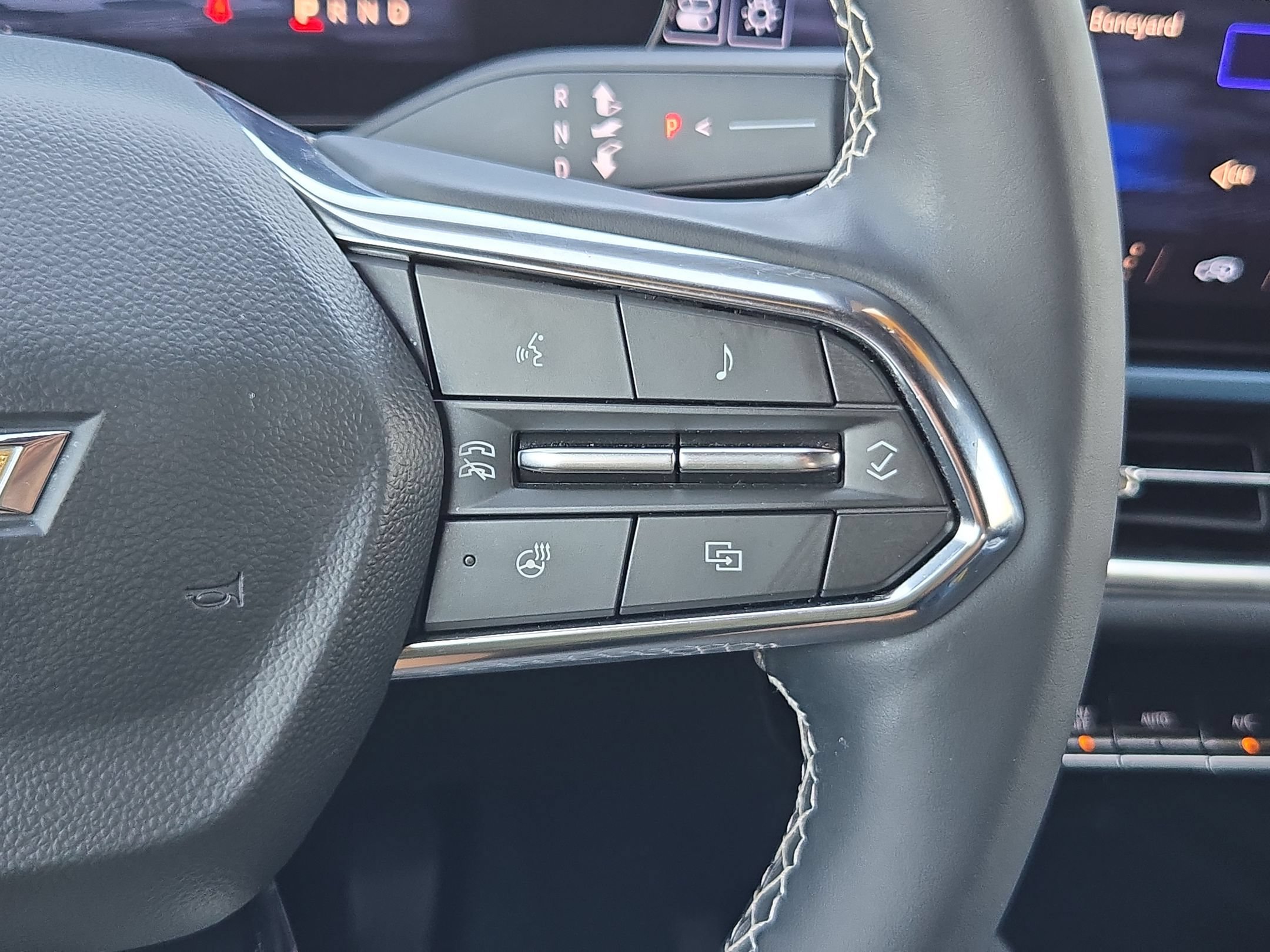 Certified 2024 Chevrolet Equinox EV LT FWD image 20