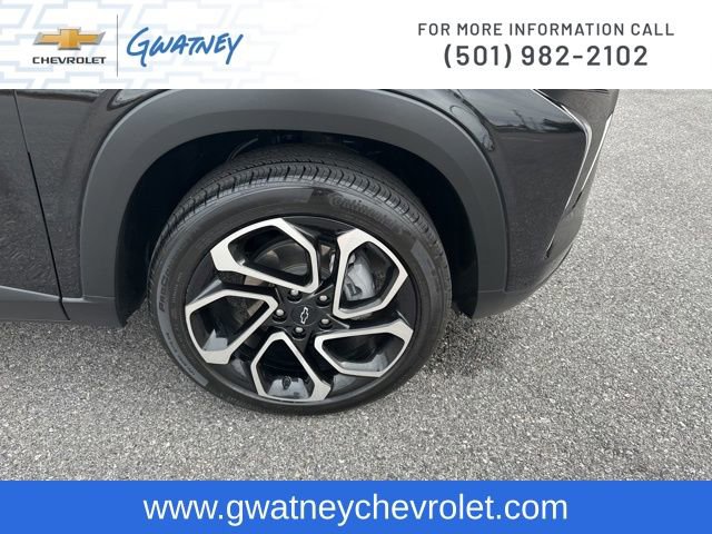 Used 2025 Chevrolet Trax RS w/ Driver Confidence Package image 12