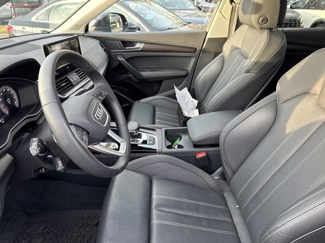 Certified 2025 Audi Q5 2.0T Premium Plus w/ Premium Plus Package AWD/4WD image 25